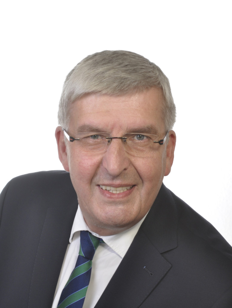  Bernd-Carsten Hiebing